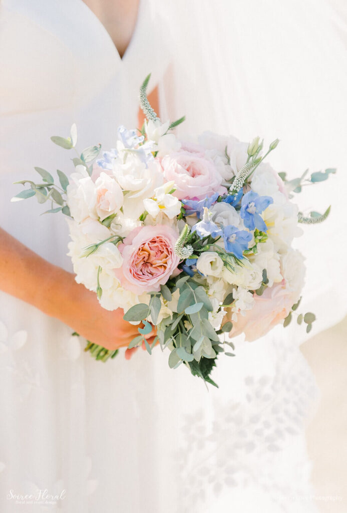 pink, blue, and white bouquet