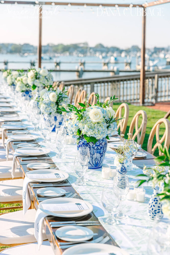 chinoiserie vases on wedding reception tables